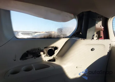 2018 Chrysler Pacifica L из США, поврежденный, VIN 2C4RC1AG5JR317196